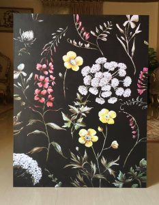 flowers & black background - Image 2