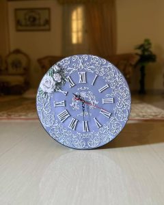 Grey clock - Image 2